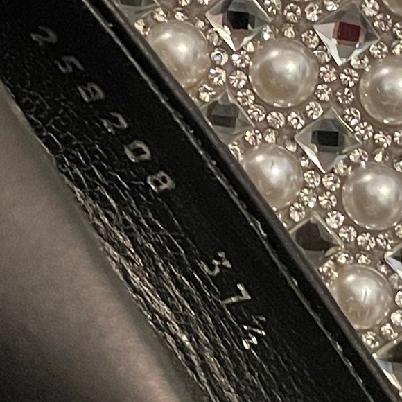 Authentic GUCCI Heels - Picture 14 of 14